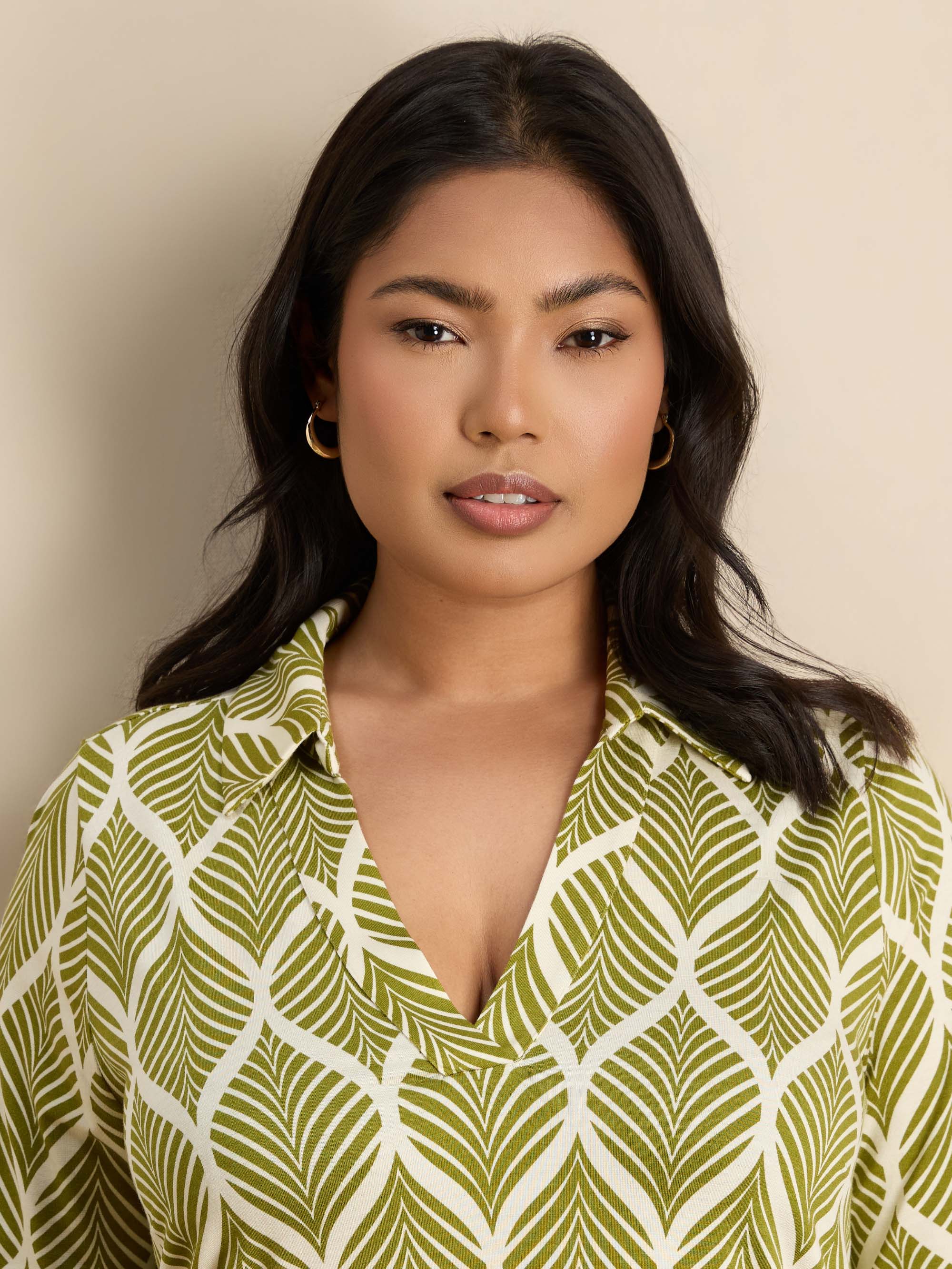 Chartreuse Print 3/4 Sleeve Collared V-Neck Jersey Top - Image 2