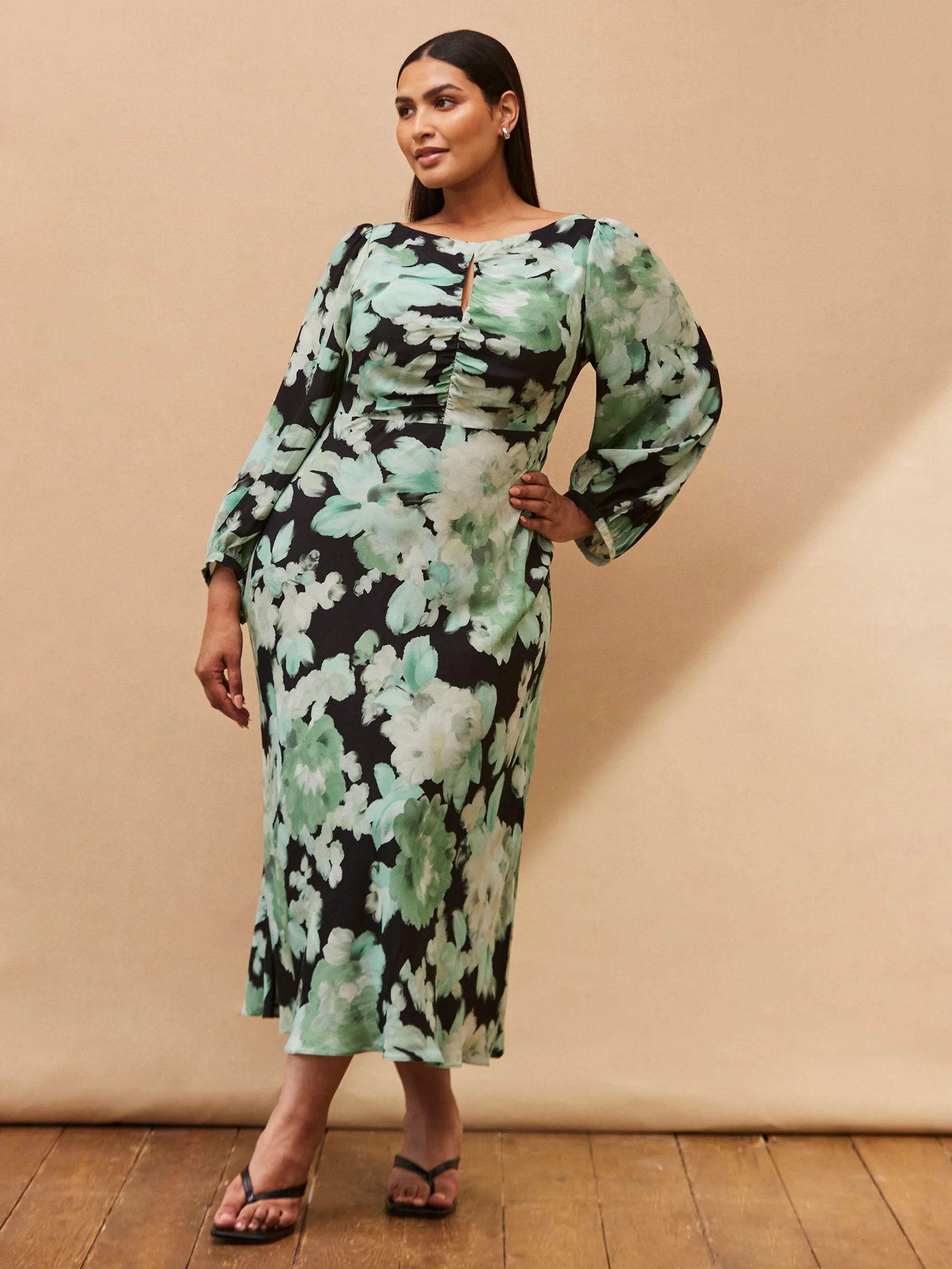 Green Floral Print Ruched Maxi Dress - Image 2