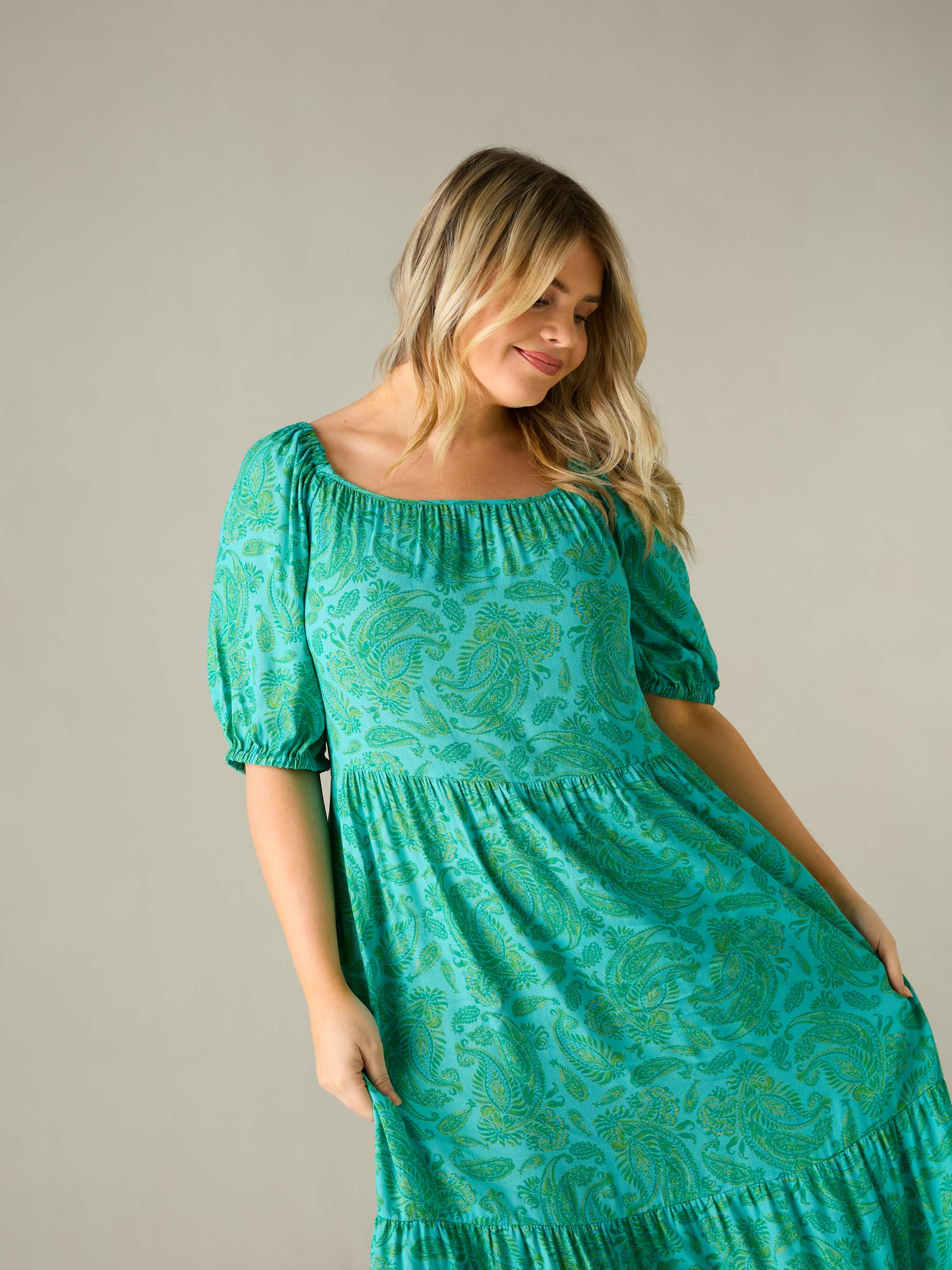 Green Paisley Puff Sleeve Maxi Dress - Image 5