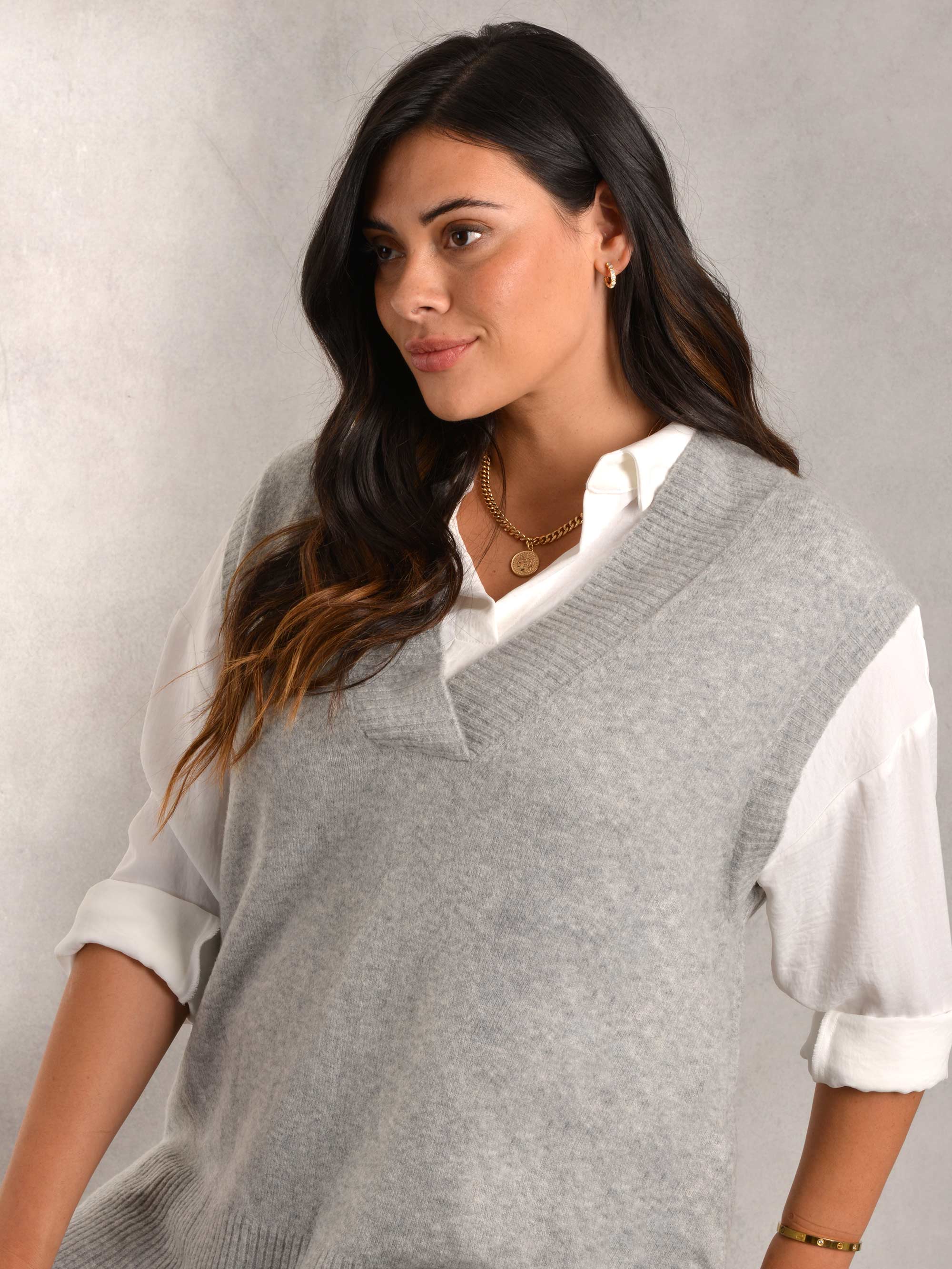 Grey V-Neck Knitted Longline Vest - Image 3