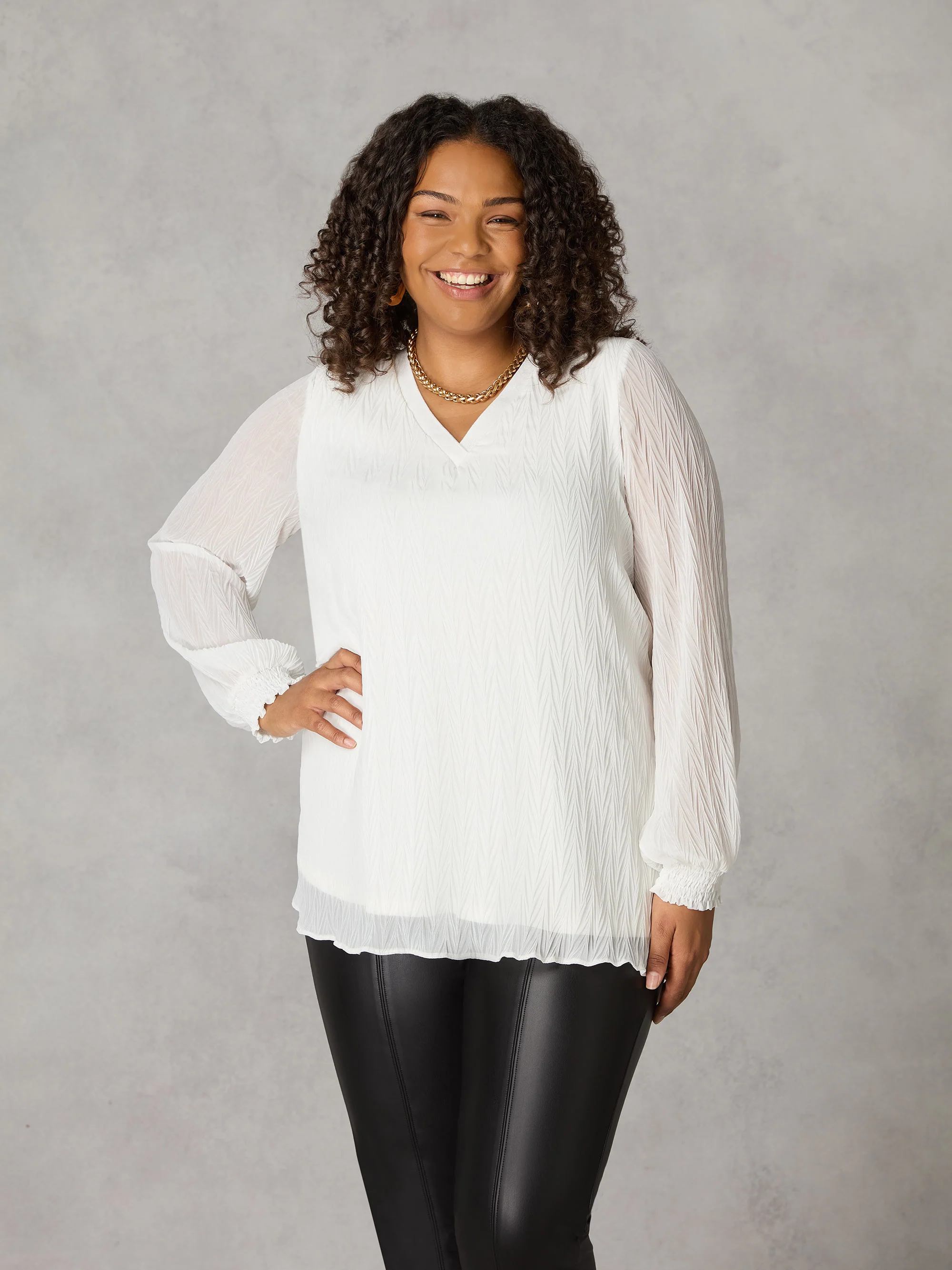 Ivory Textured Rib Trim Blouse - Image 2