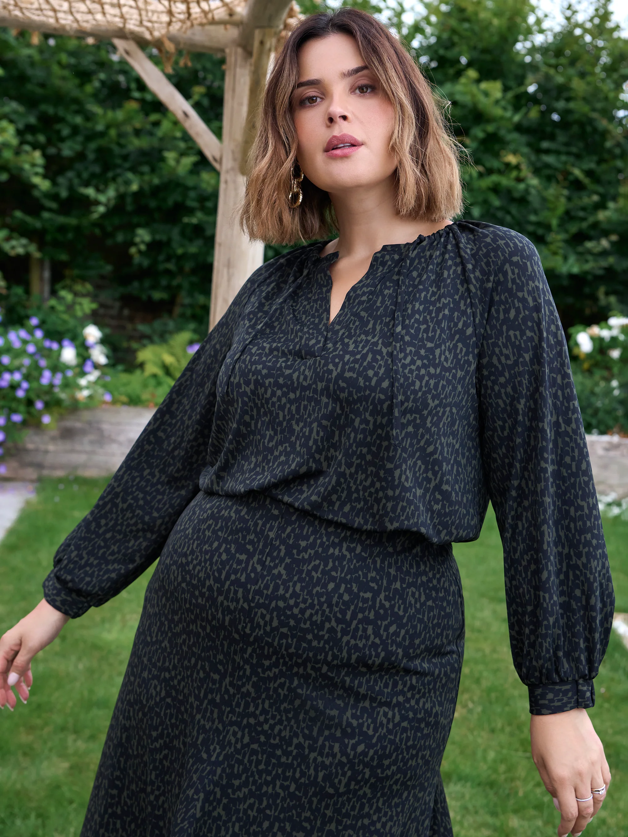 Khaki Dash Print Fit & Flare Maxi Skirt - Image 2