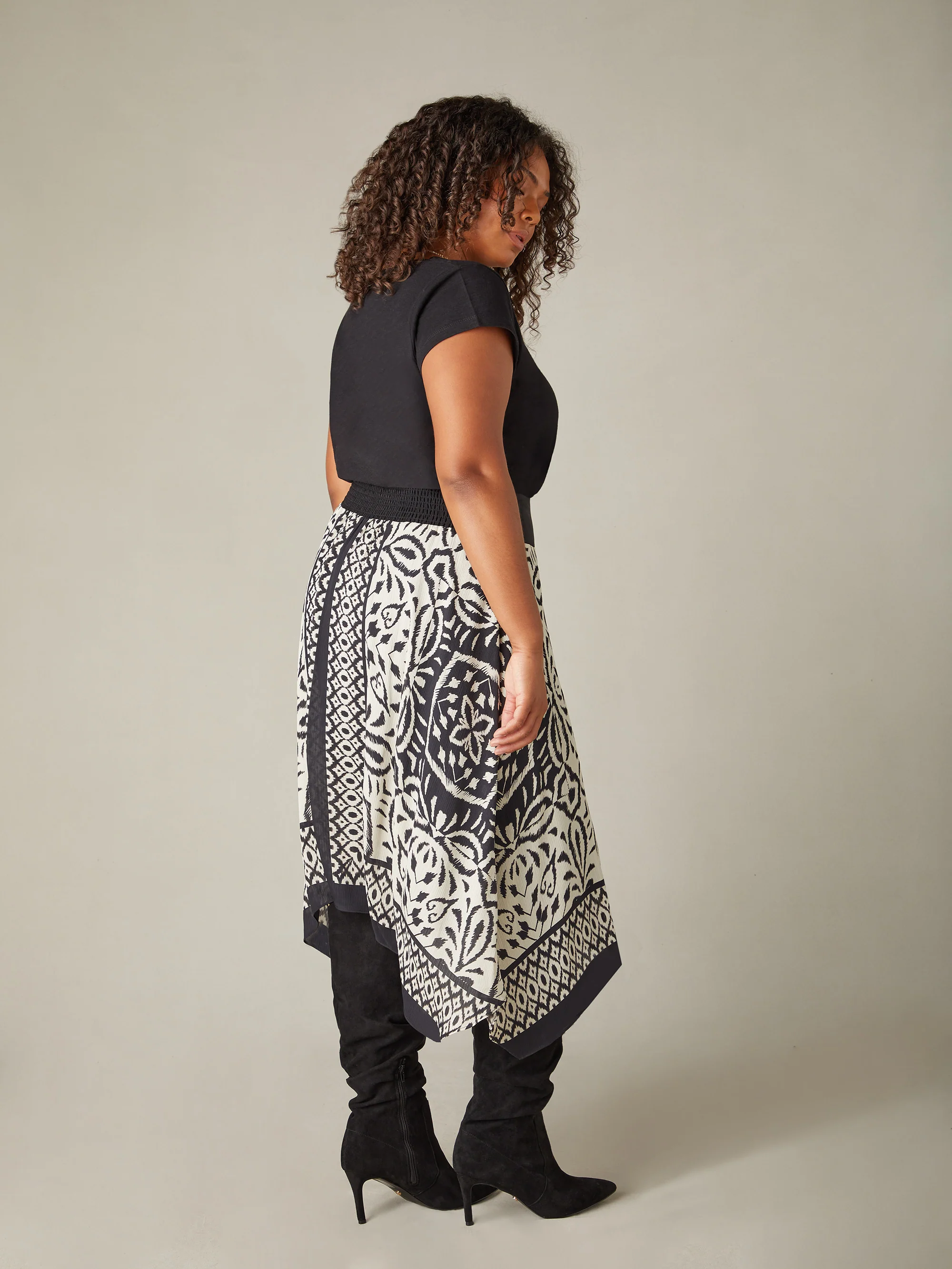 Mono Placement Print Hanky Hem Skirt - Image 11