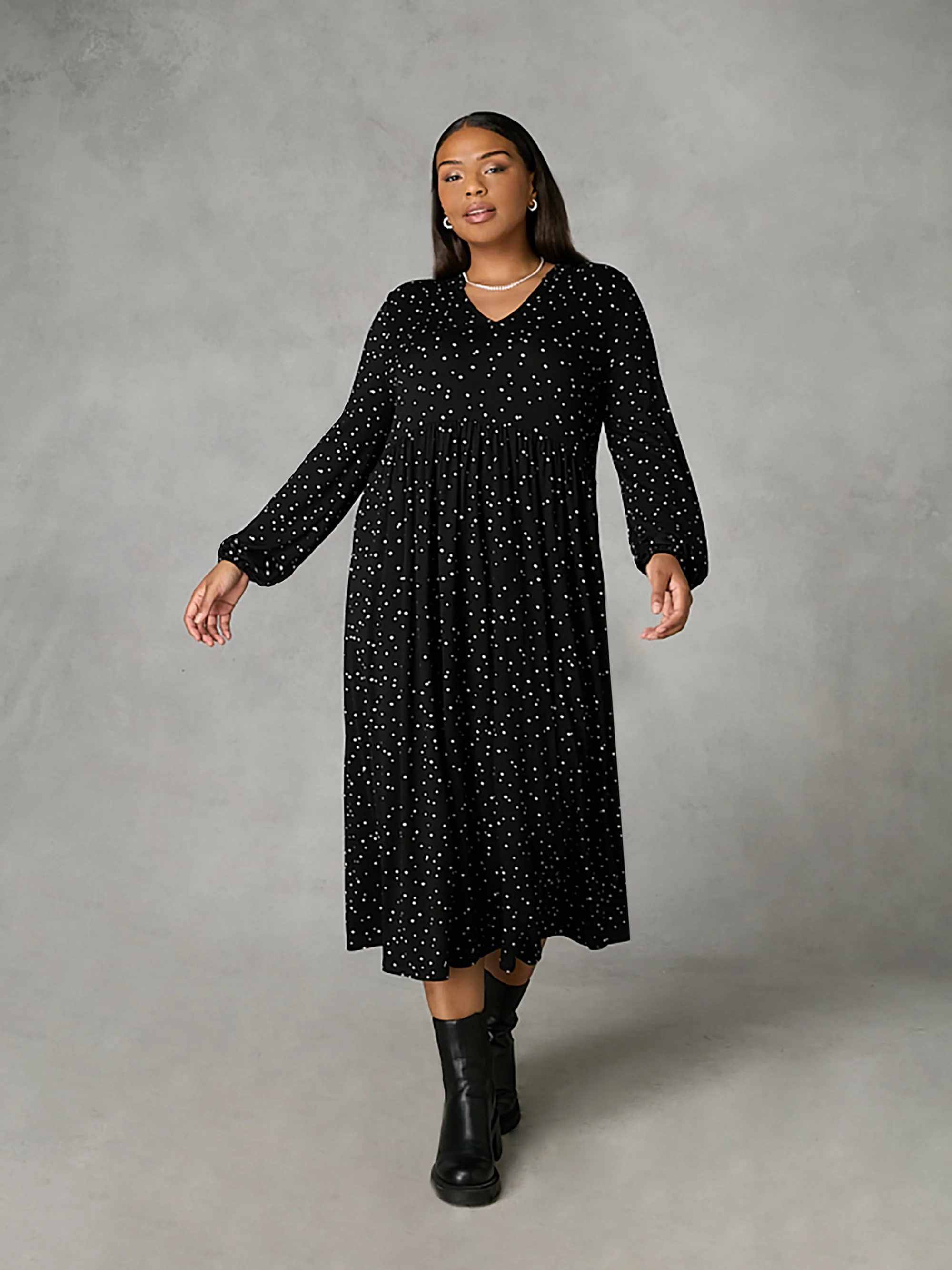 Mono Star Print Jersey Nehru Collar Relaxed Dress