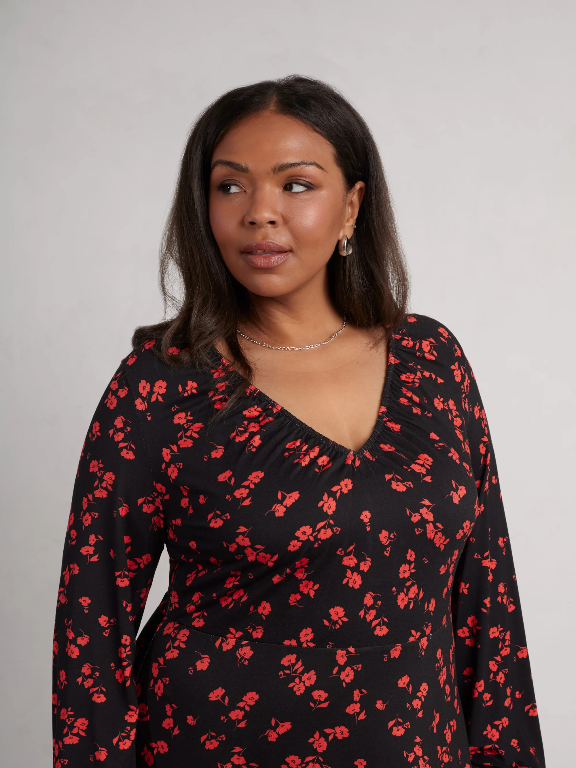 Petite Red Floral Print Jersey V-Neck Midi Dress - Image 5