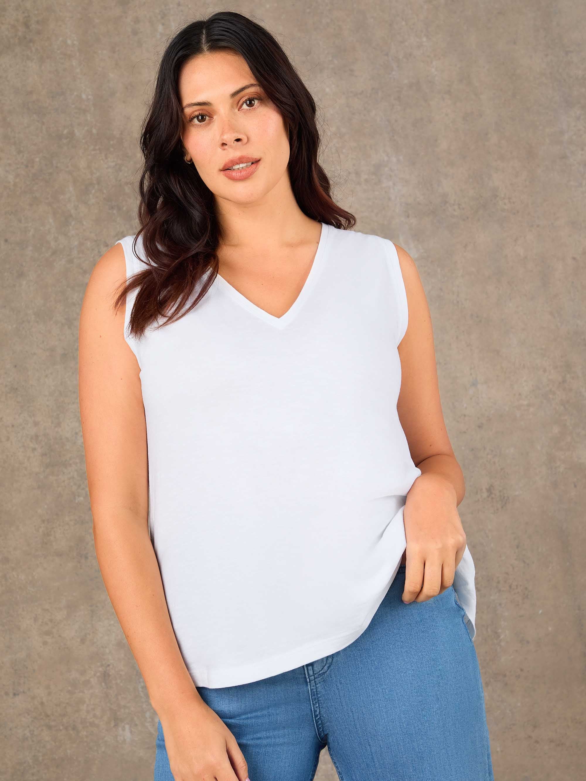 White Cotton Slub V Neck Vest With Curved Hem