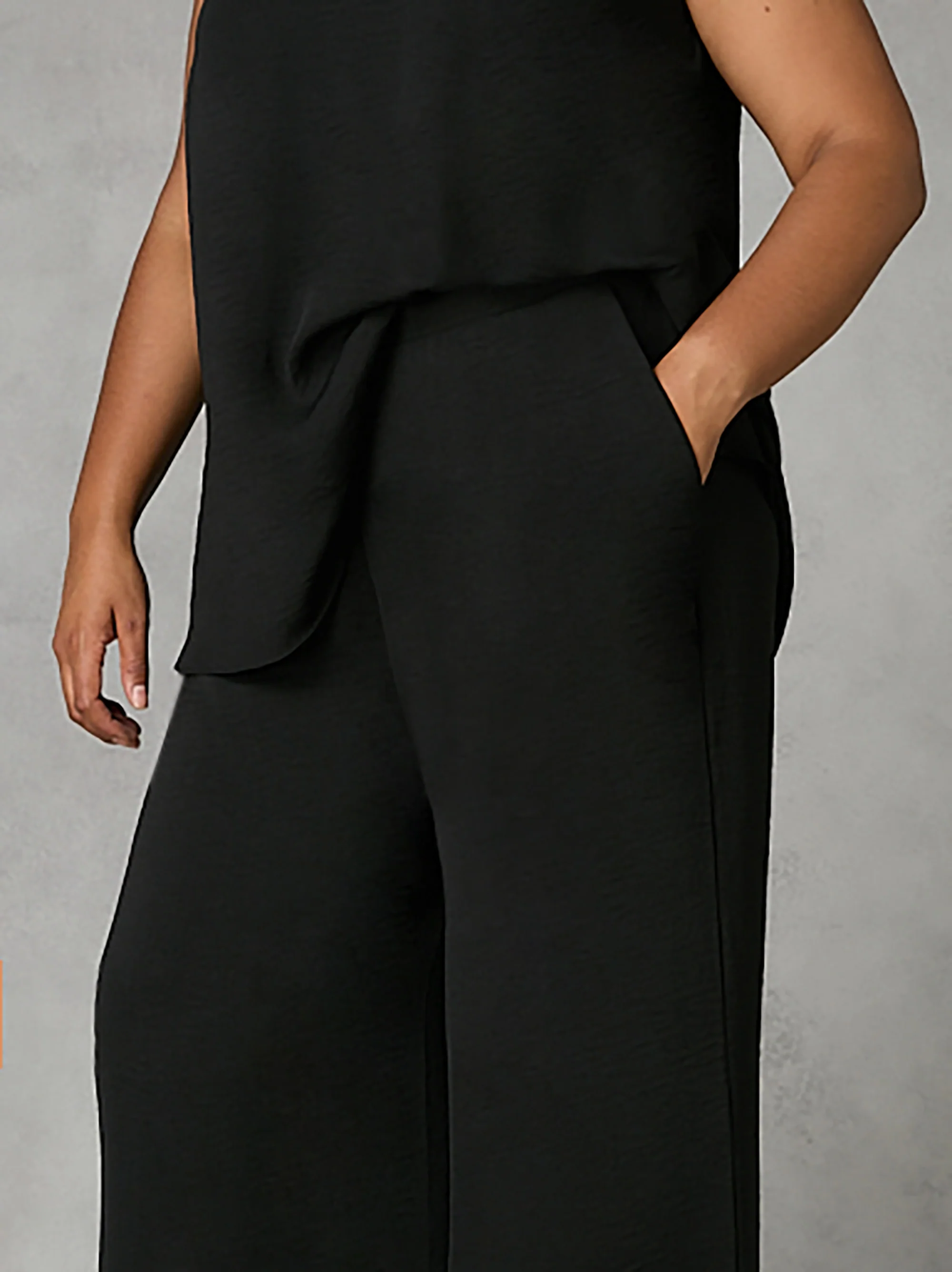 Black Wide Leg Trousers - Image 2